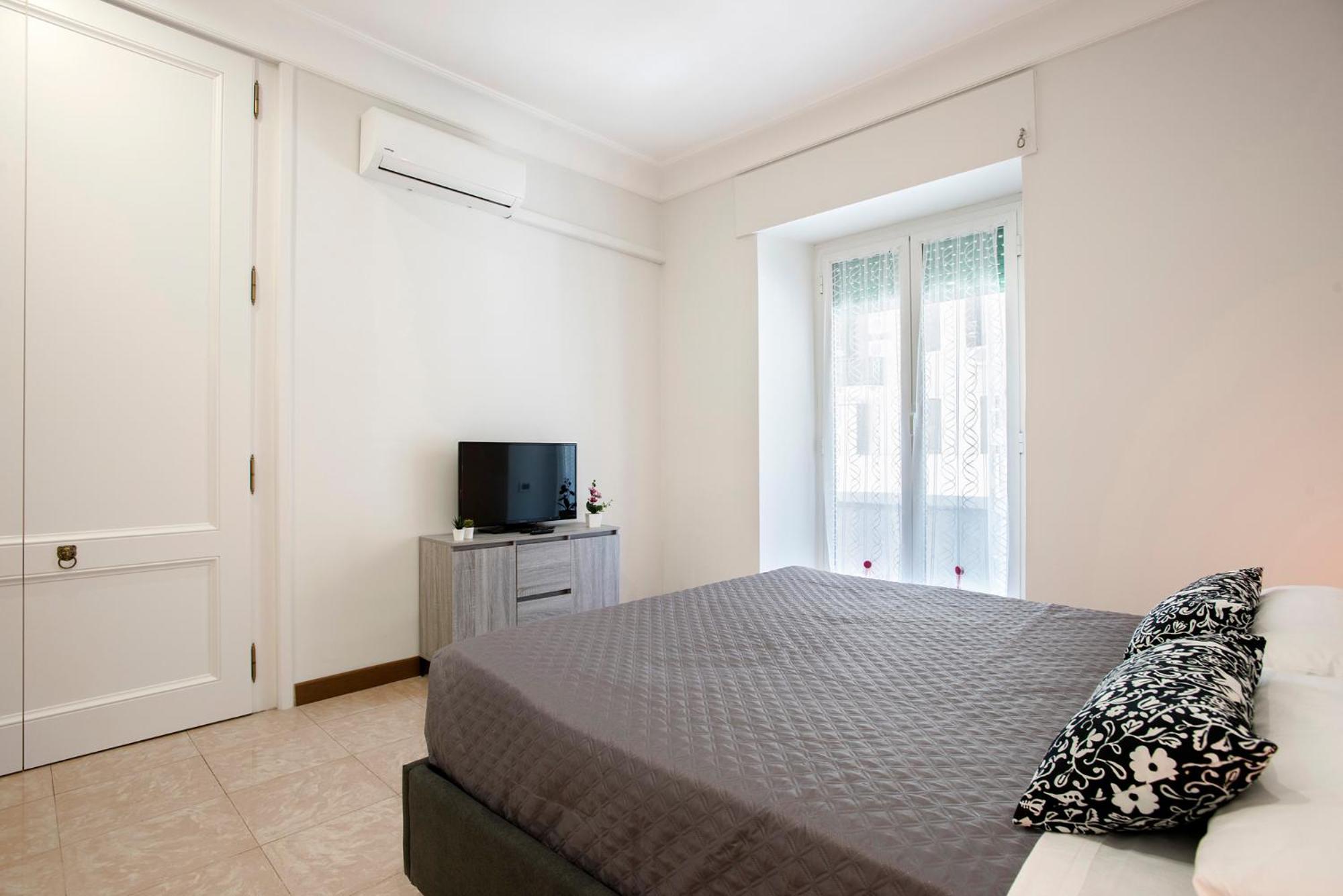 Apartament Appia Luxe - A Poche Fermate Del Centro Rzym Zewnętrze zdjęcie